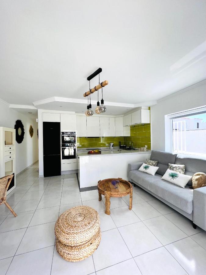 Luxury Penthouse With Breathtaking Views And Huge Private Terraces Lejlighed Puerto de Santiago  Eksteriør billede