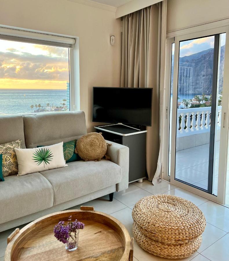 Luxury Penthouse With Breathtaking Views And Huge Private Terraces Lejlighed Puerto de Santiago  Eksteriør billede