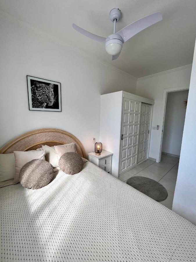Luxury Penthouse With Breathtaking Views And Huge Private Terraces Lejlighed Puerto de Santiago  Eksteriør billede